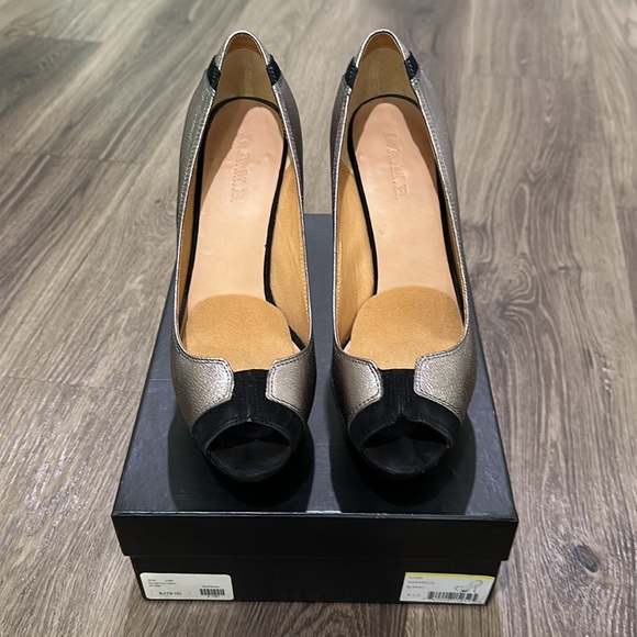 L.A.M.B. Gorgeous Heels - Picture 7 of 10